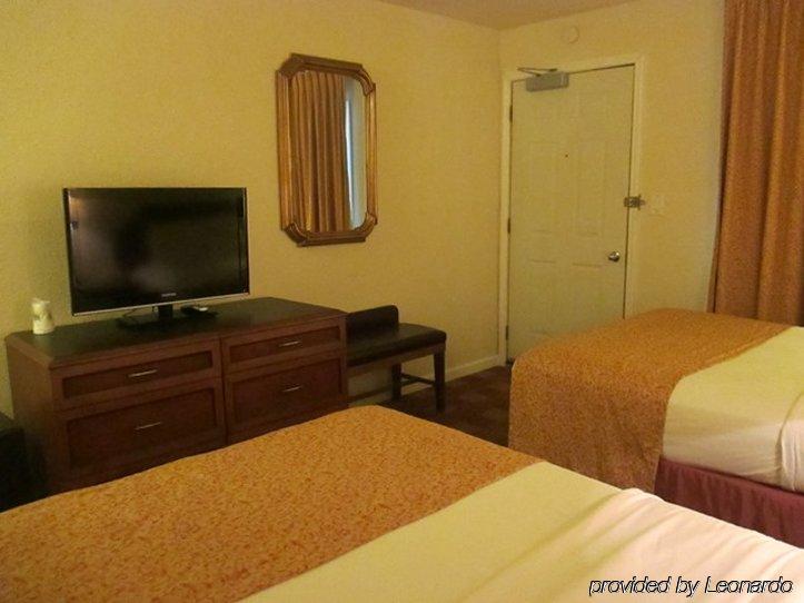 Waterford Inn Bagian luar foto